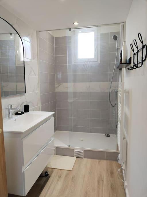 Massilia Calling Appartement Marseille Proche Metro Climatise Bien Decore Buitenkant foto