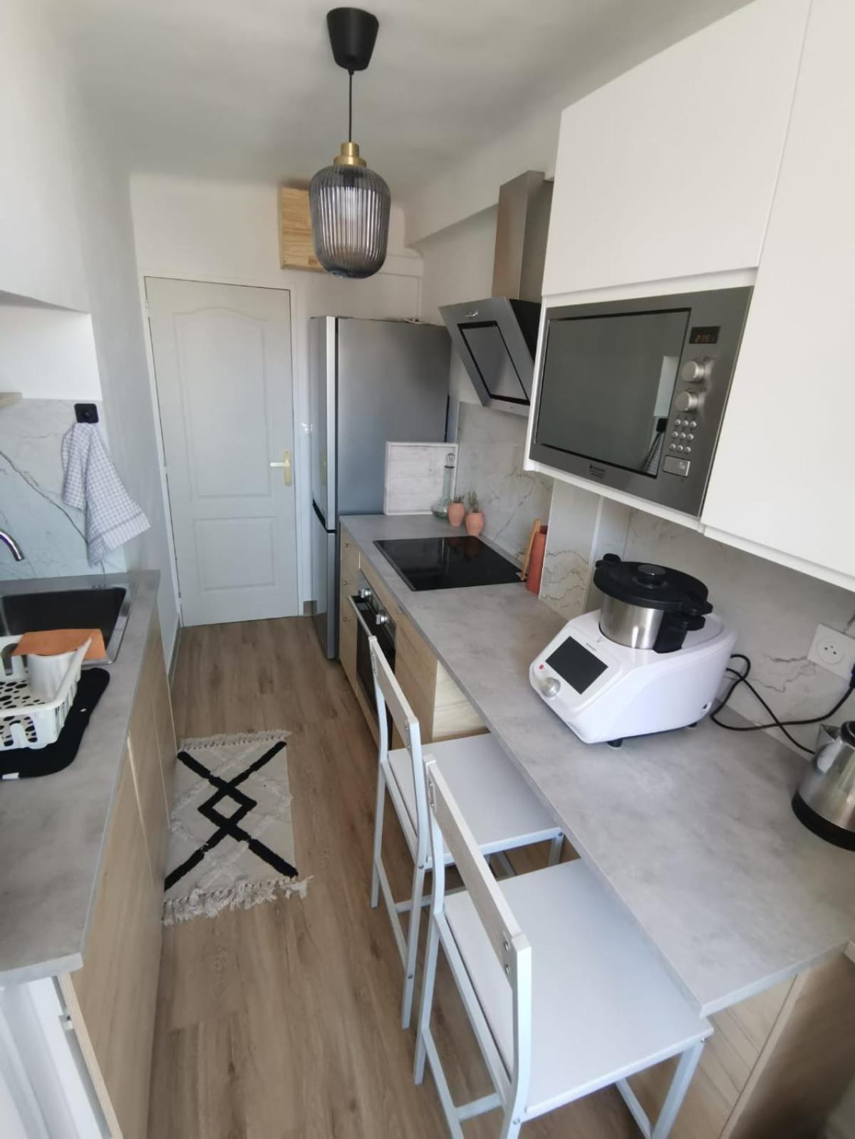 Massilia Calling Appartement Marseille Proche Metro Climatise Bien Decore Buitenkant foto